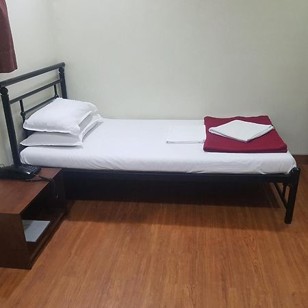 Hotel Kumkum Βομβάη Εξωτερικό φωτογραφία
