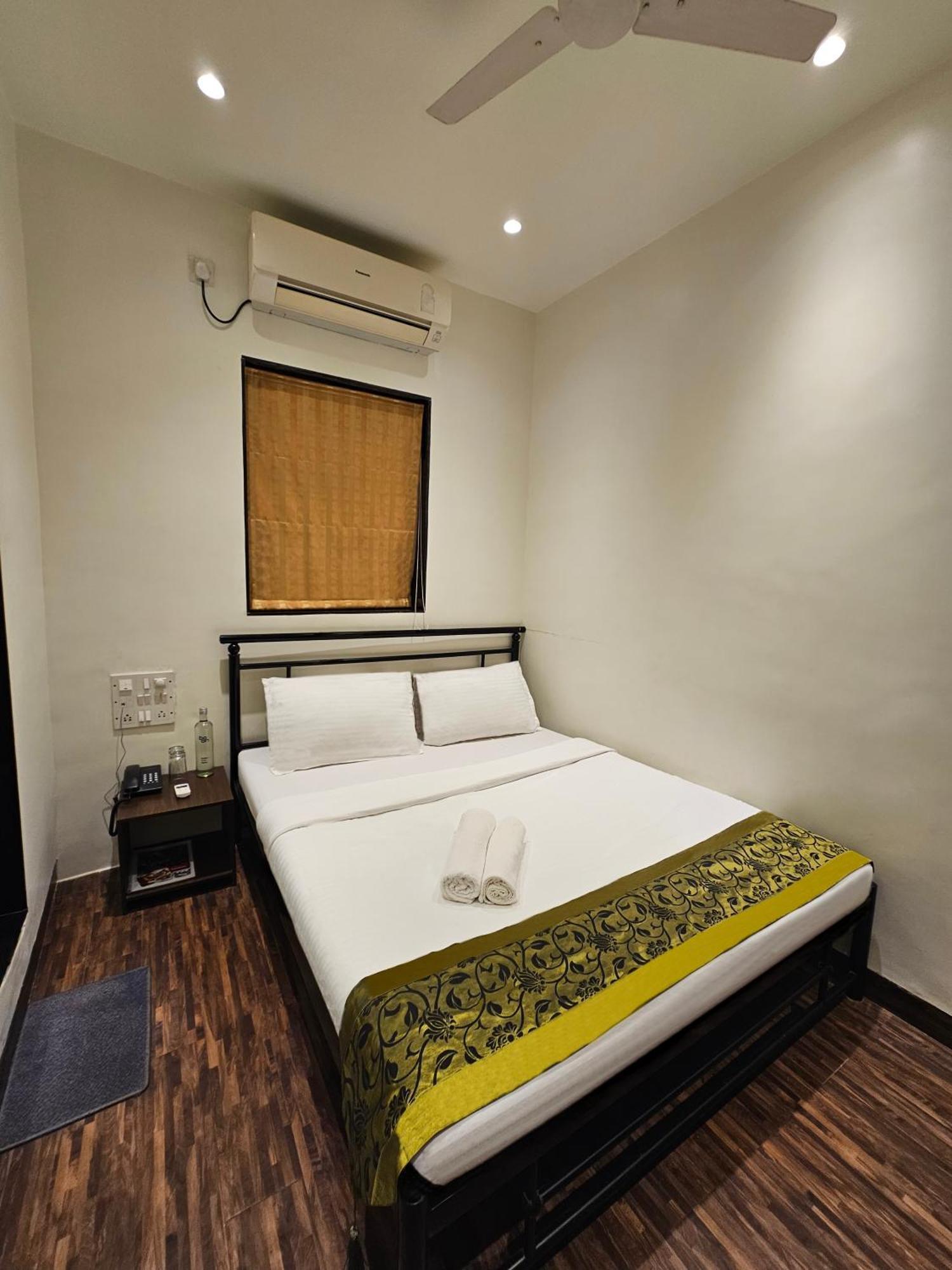 Hotel Kumkum Βομβάη Εξωτερικό φωτογραφία